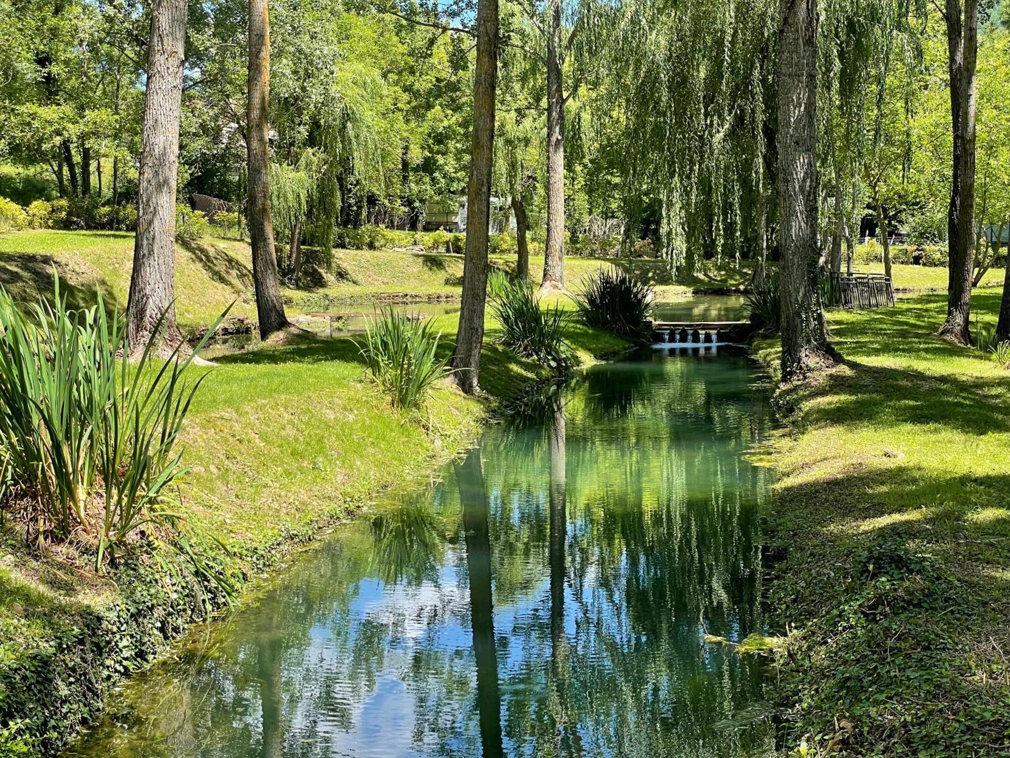 Отель Les Terrasses Du Durzon Nant Экстерьер фото